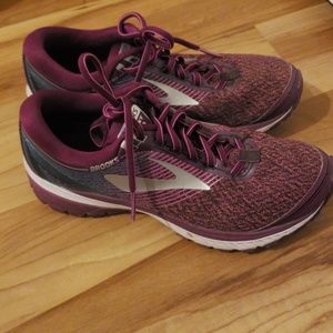 Brooks Ghost 10